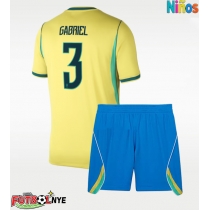 Camiseta Brasil Gabriel Magalhaes #3 Primera Equipación para niños Mundial 2026 manga corta (+ pantalones cortos)